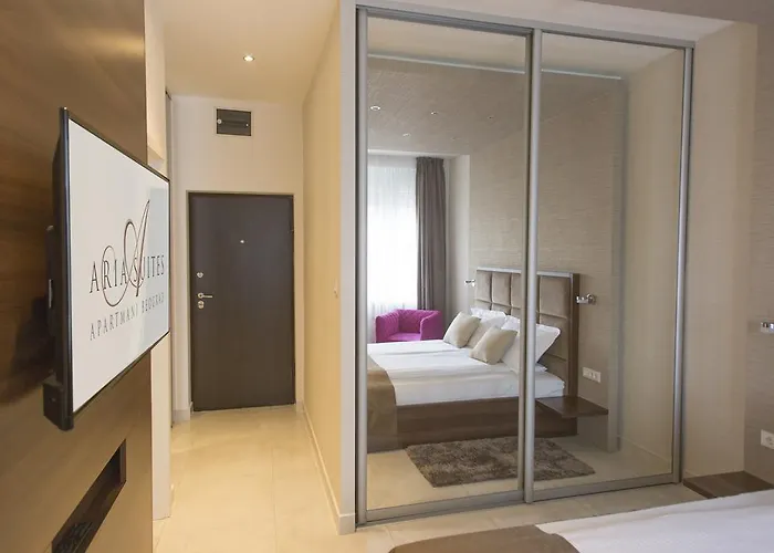 Aria Royal Nusic アパート *